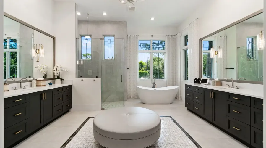 493 Myrtle Rd, Naples, Florida, 34108, United States, 4 Bedrooms Bedrooms, 13 Rooms Rooms,6 BathroomsBathrooms,Single family home,For Sale,Myrtle,1839785