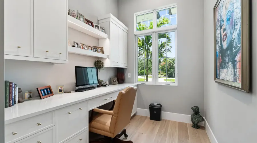 493 Myrtle Rd, Naples, Florida, 34108, United States, 4 Bedrooms Bedrooms, 13 Rooms Rooms,6 BathroomsBathrooms,Single family home,For Sale,Myrtle,1839785