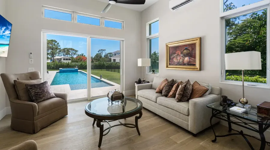 493 Myrtle Rd, Naples, Florida, 34108, United States, 4 Bedrooms Bedrooms, 13 Rooms Rooms,6 BathroomsBathrooms,Single family home,For Sale,Myrtle,1839785