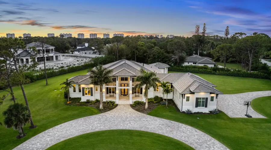 493 Myrtle Rd, Naples, Florida, 34108, United States, 4 Bedrooms Bedrooms, 13 Rooms Rooms,6 BathroomsBathrooms,Single family home,For Sale,Myrtle,1839785
