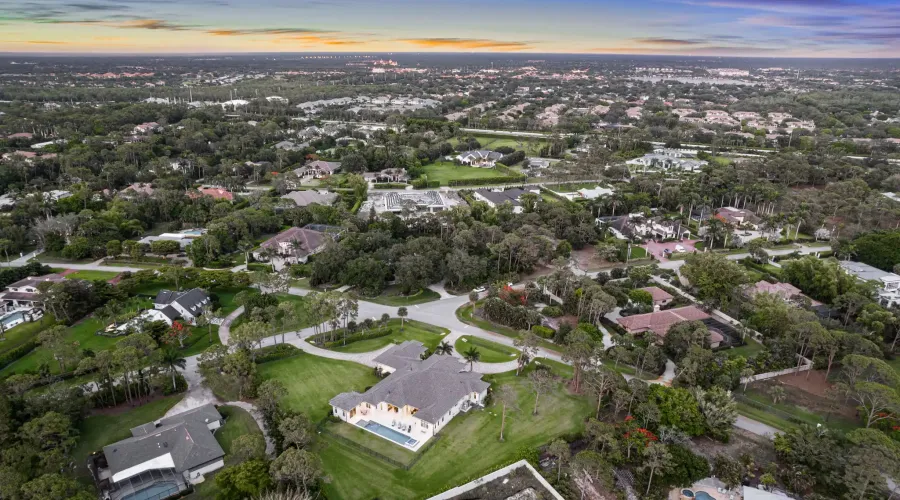 493 Myrtle Rd, Naples, Florida, 34108, United States, 4 Bedrooms Bedrooms, 13 Rooms Rooms,6 BathroomsBathrooms,Single family home,For Sale,Myrtle,1839785