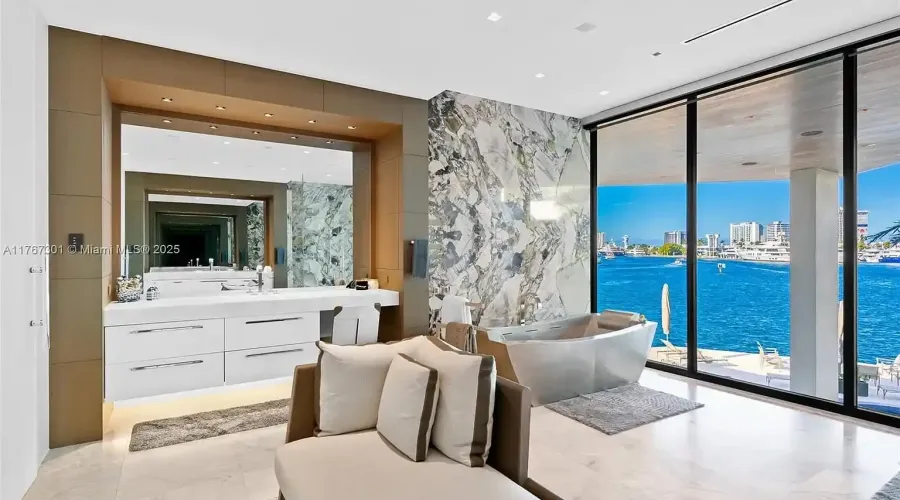 84 Isla Bahia Drive, Fort Lauderdale, Florida, 33316, United States, 6 Bedrooms Bedrooms, ,9 BathroomsBathrooms,Residential,For Sale,84 Isla Bahia Drive,1841277