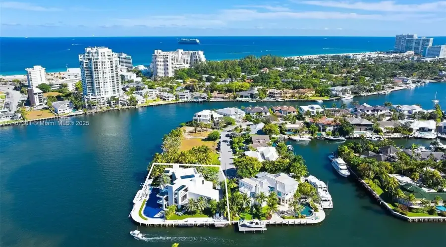 84 Isla Bahia Drive, Fort Lauderdale, Florida, 33316, United States, 6 Bedrooms Bedrooms, ,9 BathroomsBathrooms,Residential,For Sale,84 Isla Bahia Drive,1841277