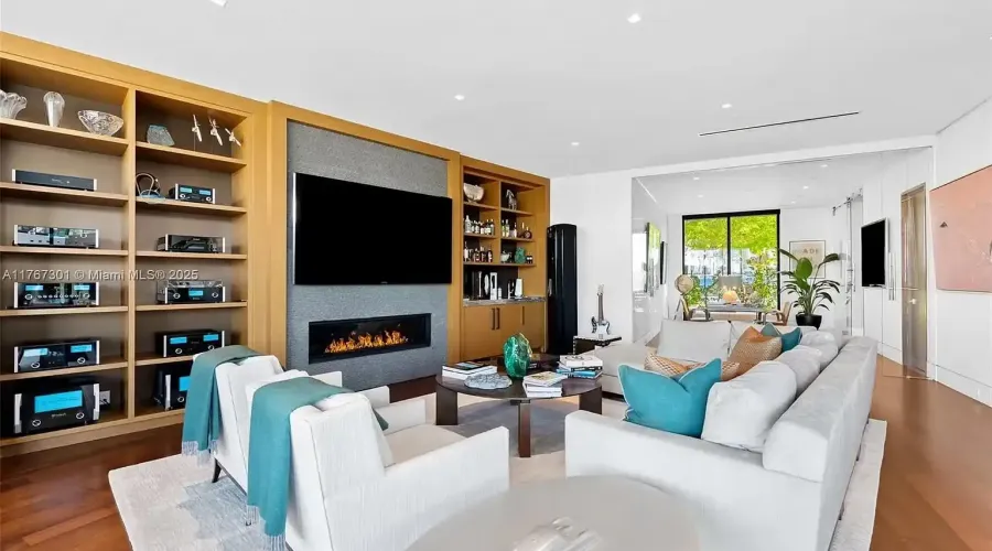 84 Isla Bahia Drive, Fort Lauderdale, Florida, 33316, United States, 6 Bedrooms Bedrooms, ,9 BathroomsBathrooms,Residential,For Sale,84 Isla Bahia Drive,1841277