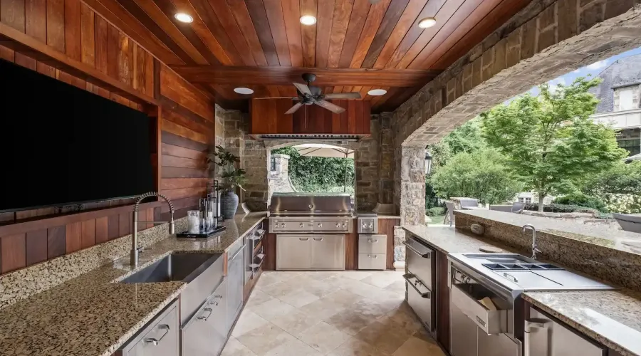 4536 Fox Brook Ln, Charlotte, North Carolina, United States, 7 Rooms Rooms,10 BathroomsBathrooms,Residential,For Sale,4536 Fox Brook Ln,1843478