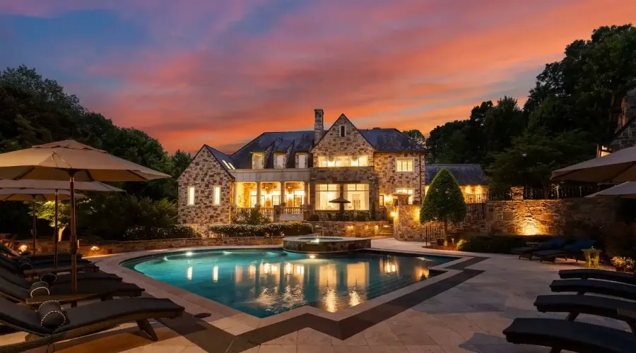 4536 Fox Brook Ln, Charlotte, North Carolina, United States, 7 Rooms Rooms,10 BathroomsBathrooms,Residential,For Sale,4536 Fox Brook Ln,1843478