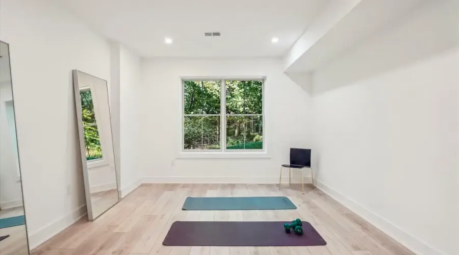 11318 Cushman Road North, Bethesda, Maryland, 20852, United States, 6 Rooms Rooms,8 BathroomsBathrooms,Residential,For Sale,11318 Cushman Road North,1843479