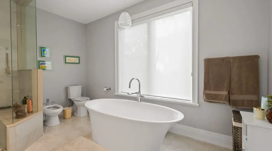 1487 Myron Drive, Mississauga, Ontario, L5E 2N5, Canada, 4 Bedrooms Bedrooms, ,6 BathroomsBathrooms,Residential,For Sale,Myron Drive,1843481