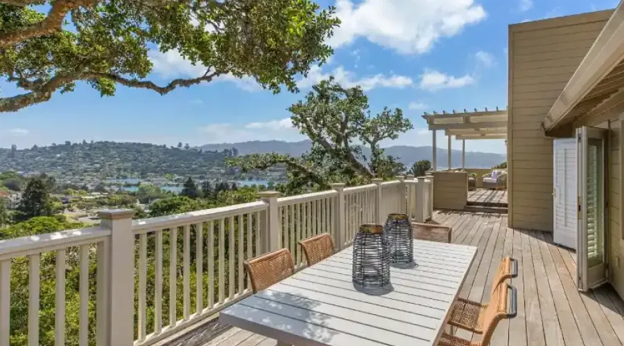 91 Round Hill, California, United States, 5 Bedrooms Bedrooms, ,4 BathroomsBathrooms,Residential,Residential,1849197