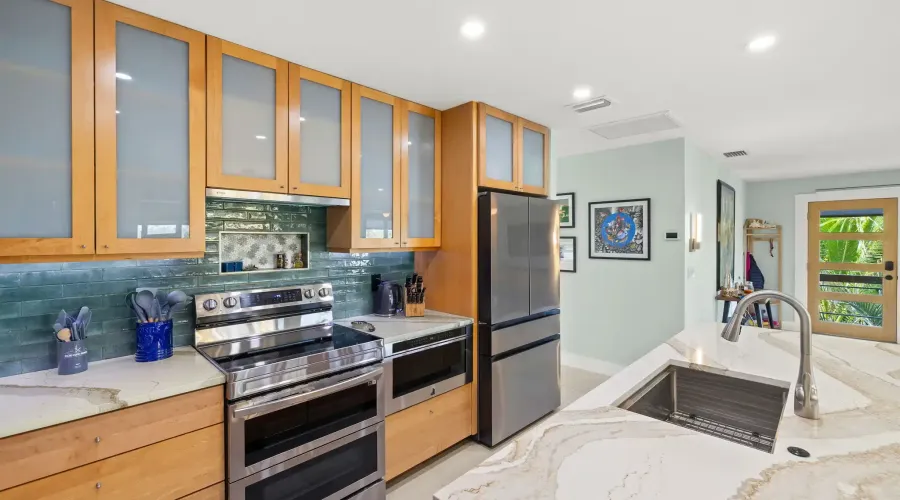 771 Rabbit Rd, Sanibel, Florida, 33957, United States, 2 Bedrooms Bedrooms, 8 Rooms Rooms,2 BathroomsBathrooms,Residential,For Sale,Rabbit,1850631