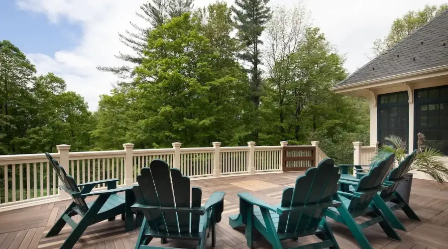 Address not available!, 12 Rooms Rooms,5 BathroomsBathrooms,Residential,For Sale,East,1850679