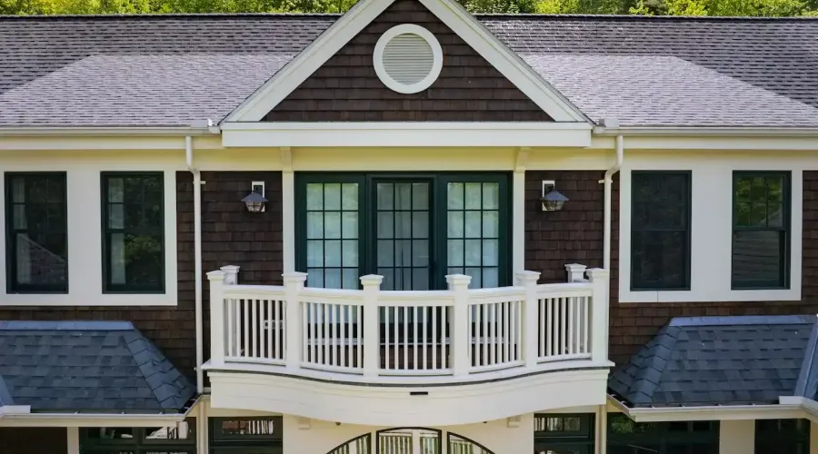 Address not available!, 12 Rooms Rooms,5 BathroomsBathrooms,Residential,For Sale,East,1850679