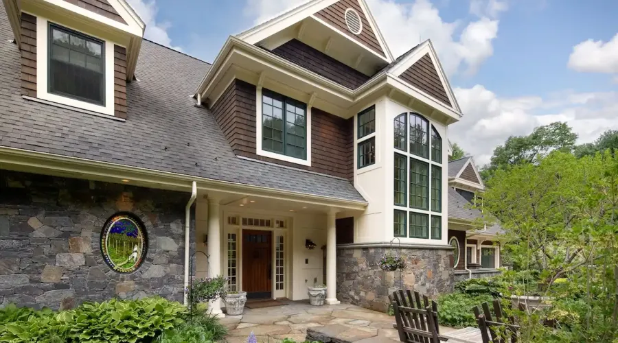 Address not available!, 12 Rooms Rooms,5 BathroomsBathrooms,Residential,For Sale,East,1850679