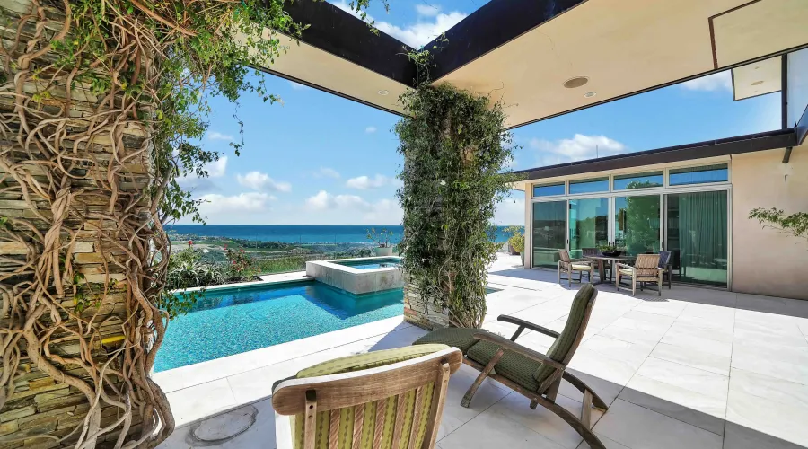9 Jade Cove, Corona Del Mar, California, 92625, United States, 5 Bedrooms Bedrooms, ,6 BathroomsBathrooms,Residential,For Sale, 9 Jade Cove,1858352