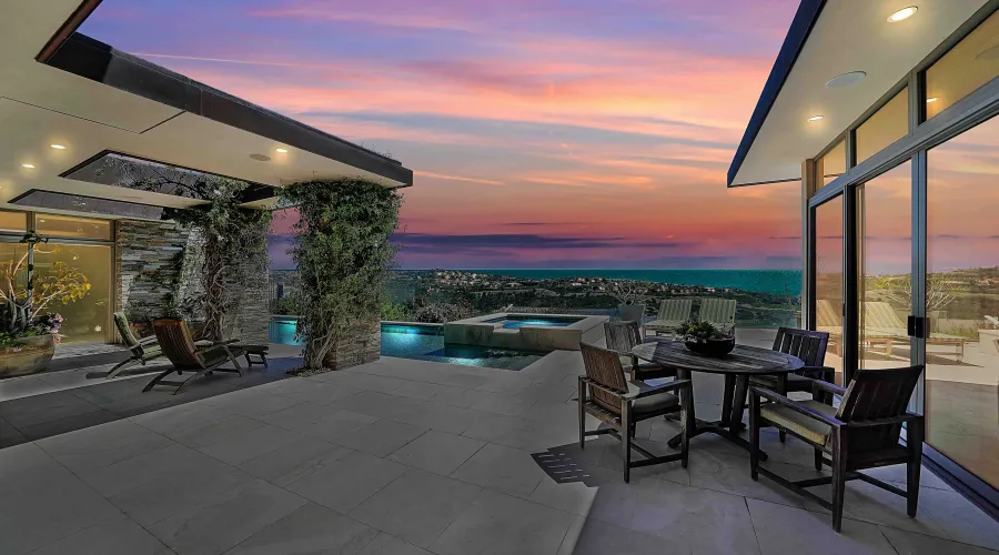 9 Jade Cove, Corona Del Mar, California, 92625, United States, 5 Bedrooms Bedrooms, ,6 BathroomsBathrooms,Residential,For Sale, 9 Jade Cove,1858352