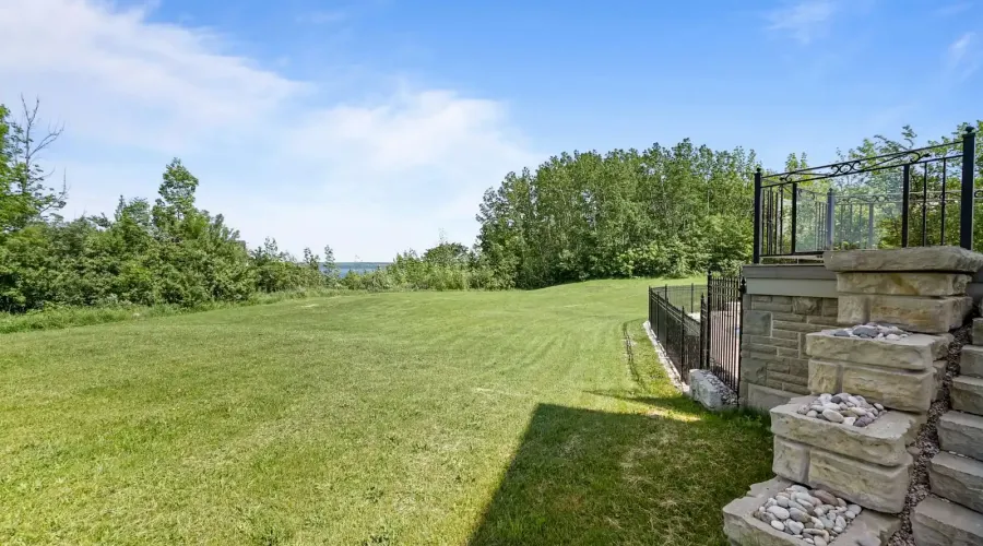 119 Ishwar Drive, Georgian Bluffs, Ontario, N0H 1S0, Canada, 4 Bedrooms Bedrooms, ,7 BathroomsBathrooms,Residential,For Sale,Ishwar Drive,1860336