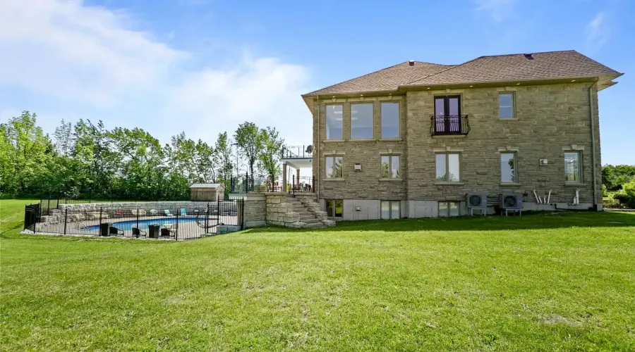 119 Ishwar Drive, Georgian Bluffs, Ontario, N0H 1S0, Canada, 4 Bedrooms Bedrooms, ,7 BathroomsBathrooms,Residential,For Sale,Ishwar Drive,1860336