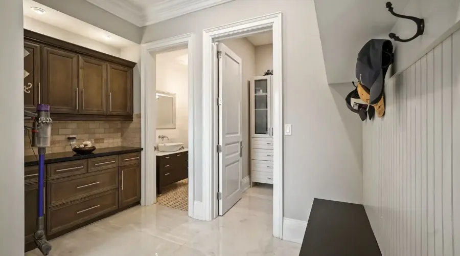 119 Ishwar Drive, Georgian Bluffs, Ontario, N0H 1S0, Canada, 4 Bedrooms Bedrooms, ,7 BathroomsBathrooms,Residential,For Sale,Ishwar Drive,1860336