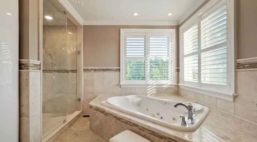 119 Ishwar Drive, Georgian Bluffs, Ontario, N0H 1S0, Canada, 4 Bedrooms Bedrooms, ,7 BathroomsBathrooms,Residential,For Sale,Ishwar Drive,1860336