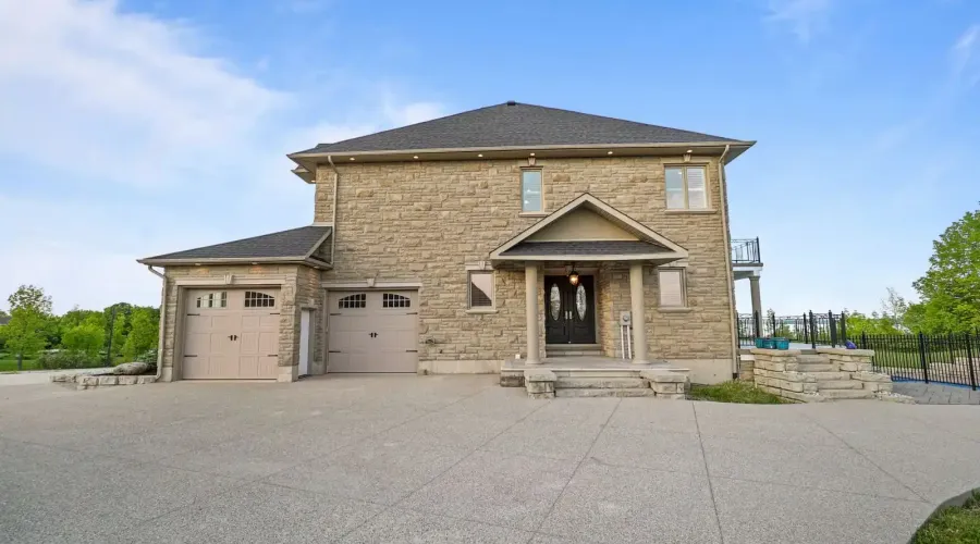 119 Ishwar Drive, Georgian Bluffs, Ontario, N0H 1S0, Canada, 4 Bedrooms Bedrooms, ,7 BathroomsBathrooms,Residential,For Sale,Ishwar Drive,1860336