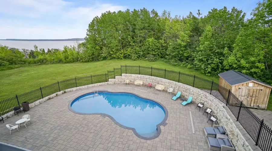 119 Ishwar Drive, Georgian Bluffs, Ontario, N0H 1S0, Canada, 4 Bedrooms Bedrooms, ,7 BathroomsBathrooms,Residential,For Sale,Ishwar Drive,1860336