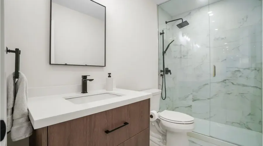 1882 Sherwood Forrest Circle, Mississauga, Ontario, L5K 2E7, Canada, 5 Bedrooms Bedrooms, ,5 BathroomsBathrooms,Residential,For Sale,Sherwood Forrest Circle,1860338