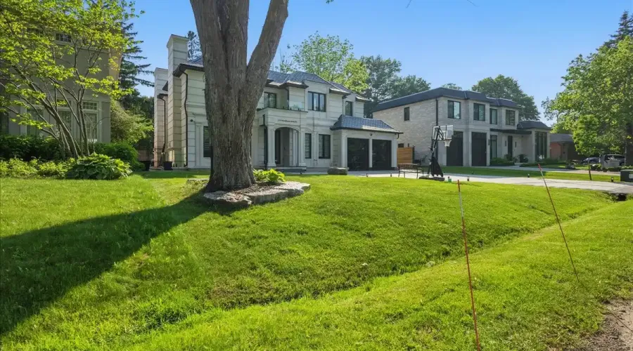 170 Woodhaven Park Drive, Oakville, Ontario, L6L 4K6, Canada, 4 Bedrooms Bedrooms, ,6 BathroomsBathrooms,Residential,For Sale,Woodhaven Park Drive,1862922