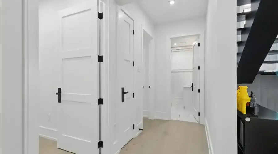 170 Woodhaven Park Drive, Oakville, Ontario, L6L 4K6, Canada, 4 Bedrooms Bedrooms, ,6 BathroomsBathrooms,Residential,For Sale,Woodhaven Park Drive,1862922