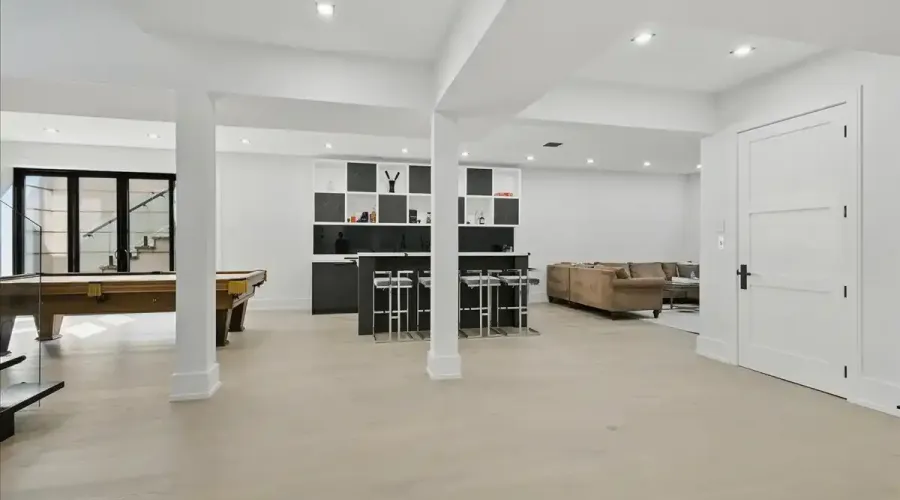170 Woodhaven Park Drive, Oakville, Ontario, L6L 4K6, Canada, 4 Bedrooms Bedrooms, ,6 BathroomsBathrooms,Residential,For Sale,Woodhaven Park Drive,1862922