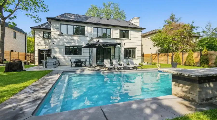 170 Woodhaven Park Drive, Oakville, Ontario, L6L 4K6, Canada, 4 Bedrooms Bedrooms, ,6 BathroomsBathrooms,Residential,For Sale,Woodhaven Park Drive,1862922