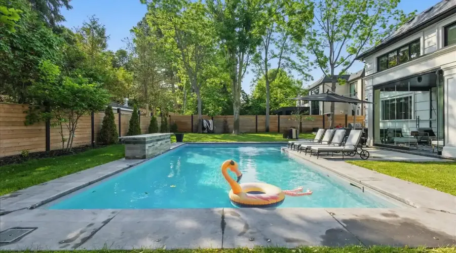 170 Woodhaven Park Drive, Oakville, Ontario, L6L 4K6, Canada, 4 Bedrooms Bedrooms, ,6 BathroomsBathrooms,Residential,For Sale,Woodhaven Park Drive,1862922