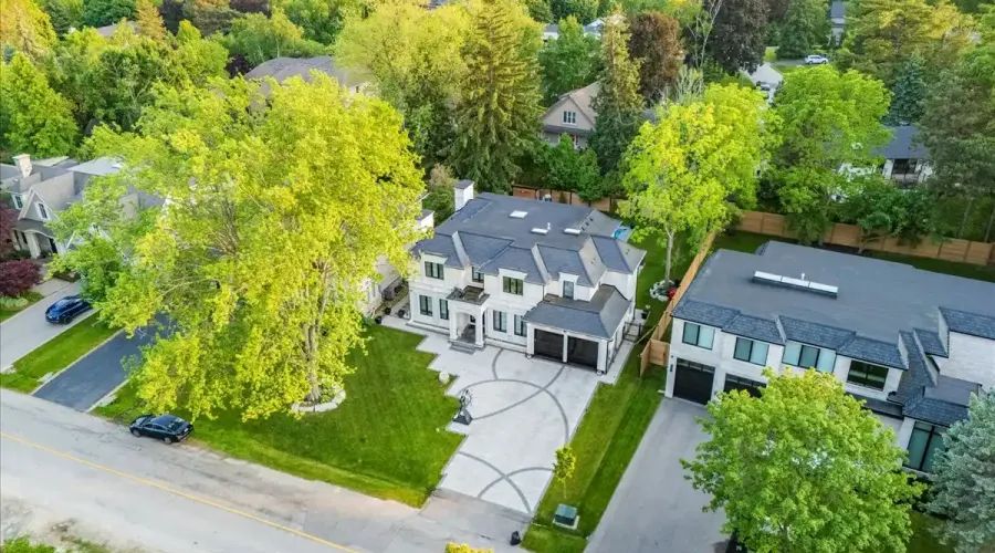 170 Woodhaven Park Drive, Oakville, Ontario, L6L 4K6, Canada, 4 Bedrooms Bedrooms, ,6 BathroomsBathrooms,Residential,For Sale,Woodhaven Park Drive,1862922