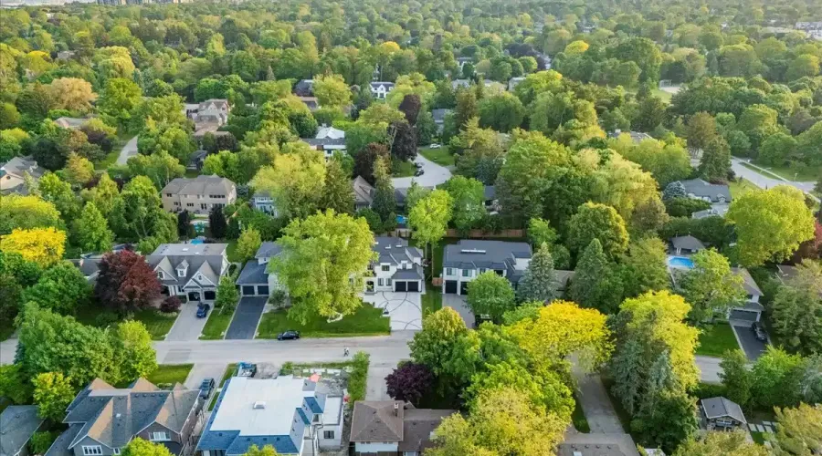 170 Woodhaven Park Drive, Oakville, Ontario, L6L 4K6, Canada, 4 Bedrooms Bedrooms, ,6 BathroomsBathrooms,Residential,For Sale,Woodhaven Park Drive,1862922