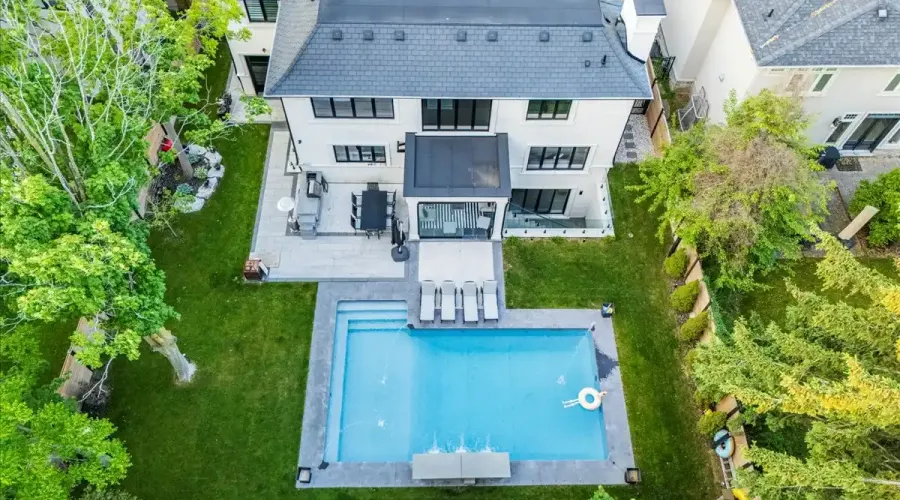 170 Woodhaven Park Drive, Oakville, Ontario, L6L 4K6, Canada, 4 Bedrooms Bedrooms, ,6 BathroomsBathrooms,Residential,For Sale,Woodhaven Park Drive,1862922