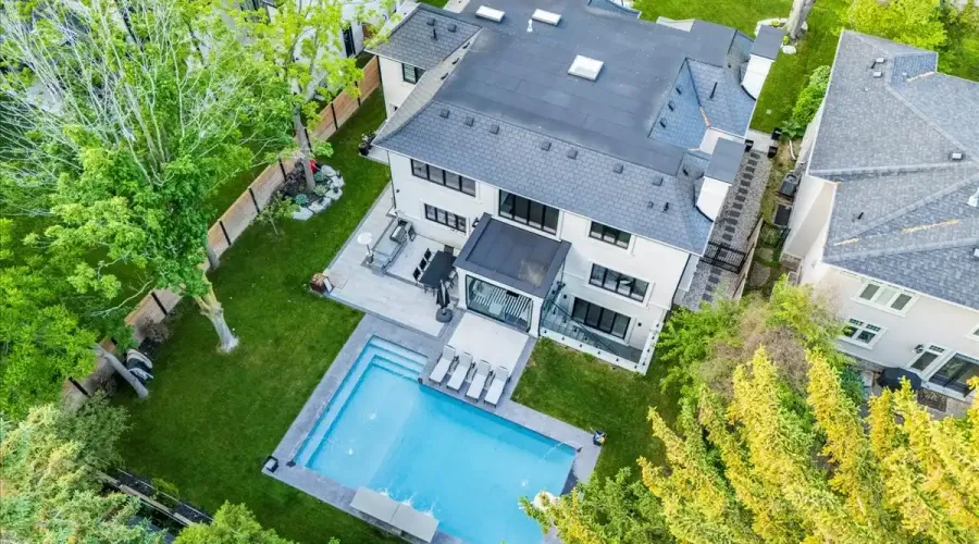 170 Woodhaven Park Drive, Oakville, Ontario, L6L 4K6, Canada, 4 Bedrooms Bedrooms, ,6 BathroomsBathrooms,Residential,For Sale,Woodhaven Park Drive,1862922