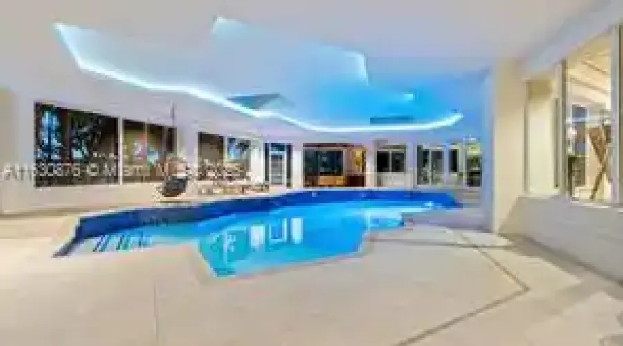 2941 Paddock Ln, Weston, Florida, 33331, United States, 7 Bedrooms Bedrooms, ,8 BathroomsBathrooms,Single family home,For Sale,Paddock Ln,1867905