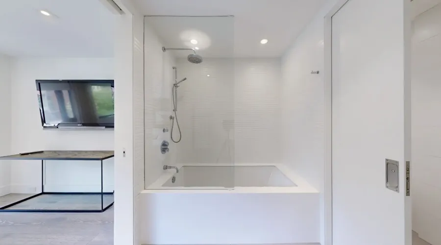 41 Berryman St, Toronto, Ontario, Canada, 3 Bedrooms Bedrooms, ,3 BathroomsBathrooms,Residential,For Sale,Berryman,1867944