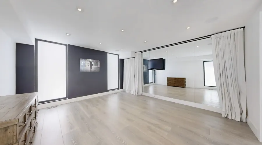 41 Berryman St, Toronto, Ontario, Canada, 3 Bedrooms Bedrooms, ,3 BathroomsBathrooms,Residential,For Sale,Berryman,1867944