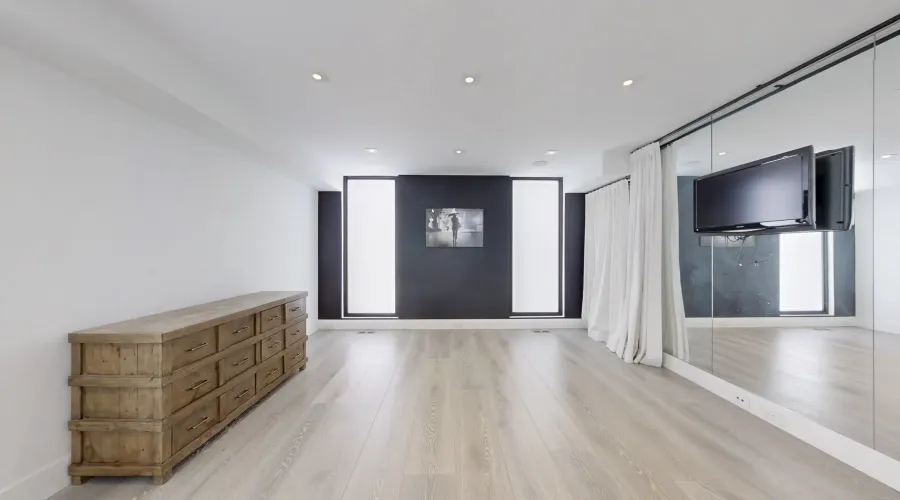 41 Berryman St, Toronto, Ontario, Canada, 3 Bedrooms Bedrooms, ,3 BathroomsBathrooms,Residential,For Sale,Berryman,1867944