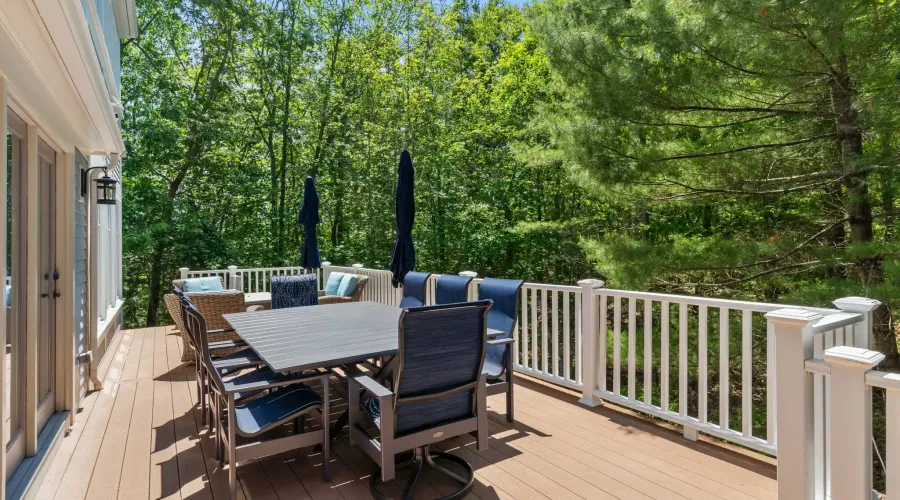1 Crooked Lane, Manchester, Massachusetts, 01944, United States, 5 Bedrooms Bedrooms, 12 Rooms Rooms,4 BathroomsBathrooms,Residential,For Sale,Crooked,1867945