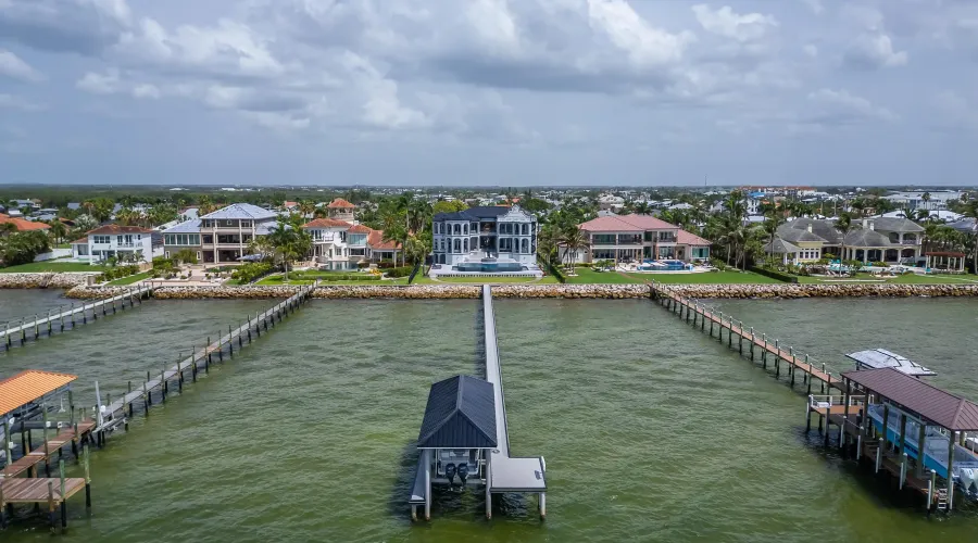6526 Surfside Blvd, Apollo Beach, Florida, United States, 7 Bedrooms Bedrooms, 27 Rooms Rooms,6 BathroomsBathrooms,Residential,For Sale,Surfside Blvd,3,1868158