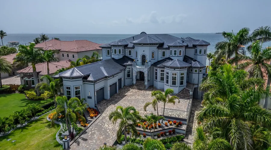 6526 Surfside Blvd, Apollo Beach, Florida, United States, 7 Bedrooms Bedrooms, 27 Rooms Rooms,6 BathroomsBathrooms,Residential,For Sale,Surfside Blvd,3,1868158
