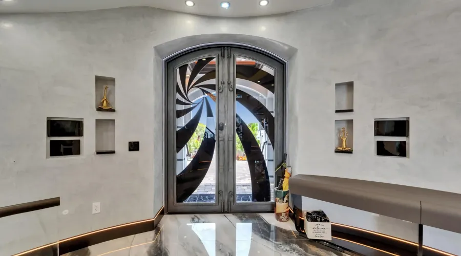 6526 Surfside Blvd, Apollo Beach, Florida, United States, 7 Bedrooms Bedrooms, 27 Rooms Rooms,6 BathroomsBathrooms,Residential,For Sale,Surfside Blvd,3,1868158