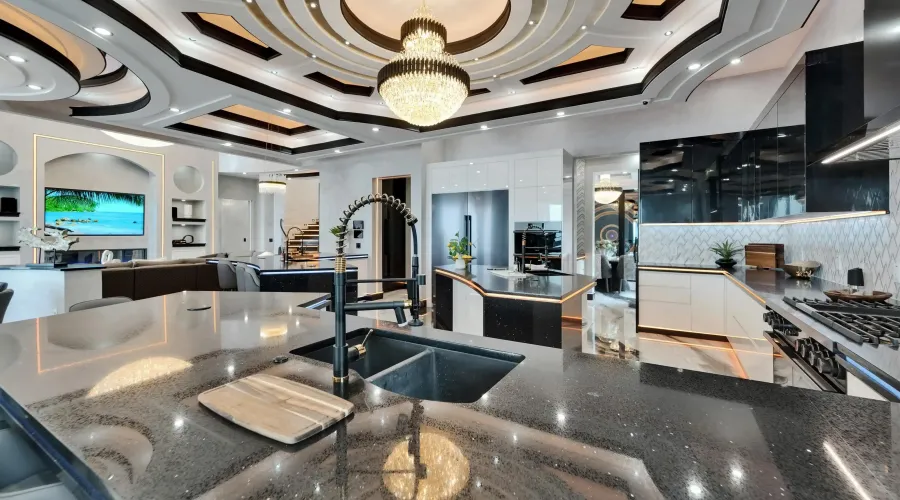 6526 Surfside Blvd, Apollo Beach, Florida, United States, 7 Bedrooms Bedrooms, 27 Rooms Rooms,6 BathroomsBathrooms,Residential,For Sale,Surfside Blvd,3,1868158