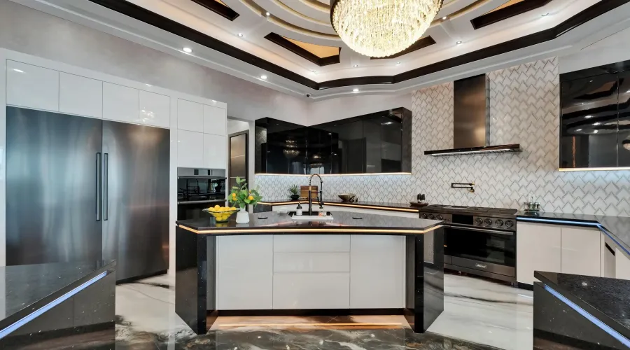 6526 Surfside Blvd, Apollo Beach, Florida, United States, 7 Bedrooms Bedrooms, 27 Rooms Rooms,6 BathroomsBathrooms,Residential,For Sale,Surfside Blvd,3,1868158