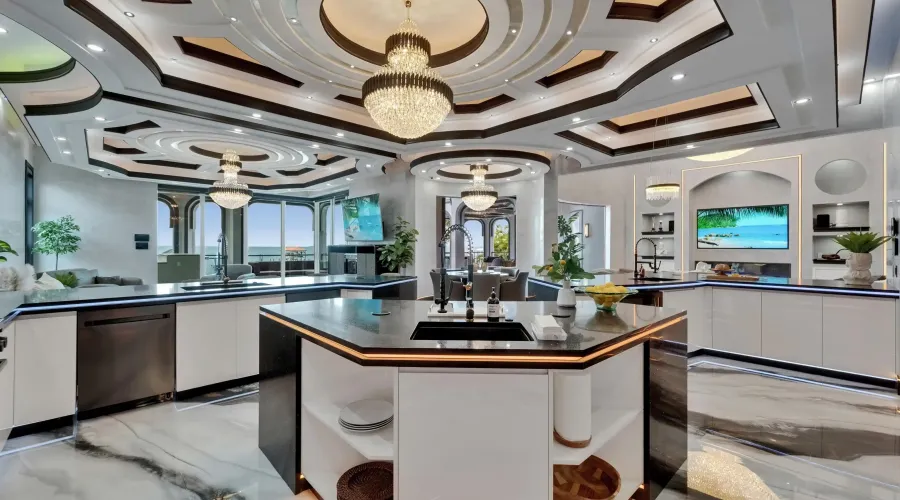 6526 Surfside Blvd, Apollo Beach, Florida, United States, 7 Bedrooms Bedrooms, 27 Rooms Rooms,6 BathroomsBathrooms,Residential,For Sale,Surfside Blvd,3,1868158