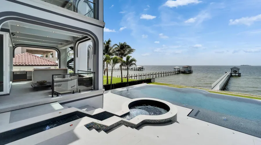 6526 Surfside Blvd, Apollo Beach, Florida, United States, 7 Bedrooms Bedrooms, 27 Rooms Rooms,6 BathroomsBathrooms,Residential,For Sale,Surfside Blvd,3,1868158