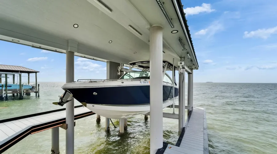 6526 Surfside Blvd, Apollo Beach, Florida, United States, 7 Bedrooms Bedrooms, 27 Rooms Rooms,6 BathroomsBathrooms,Residential,For Sale,Surfside Blvd,3,1868158