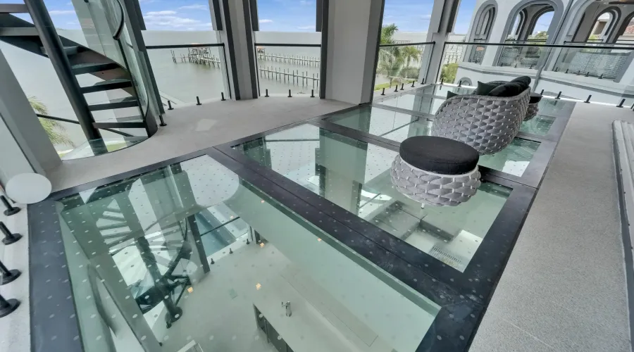 6526 Surfside Blvd, Apollo Beach, Florida, United States, 7 Bedrooms Bedrooms, 27 Rooms Rooms,6 BathroomsBathrooms,Residential,For Sale,Surfside Blvd,3,1868158