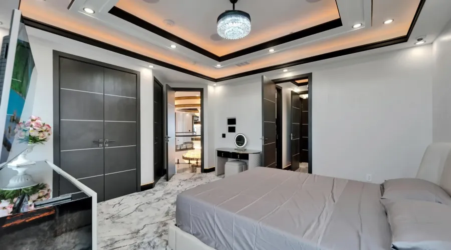 6526 Surfside Blvd, Apollo Beach, Florida, United States, 7 Bedrooms Bedrooms, 27 Rooms Rooms,6 BathroomsBathrooms,Residential,For Sale,Surfside Blvd,3,1868158